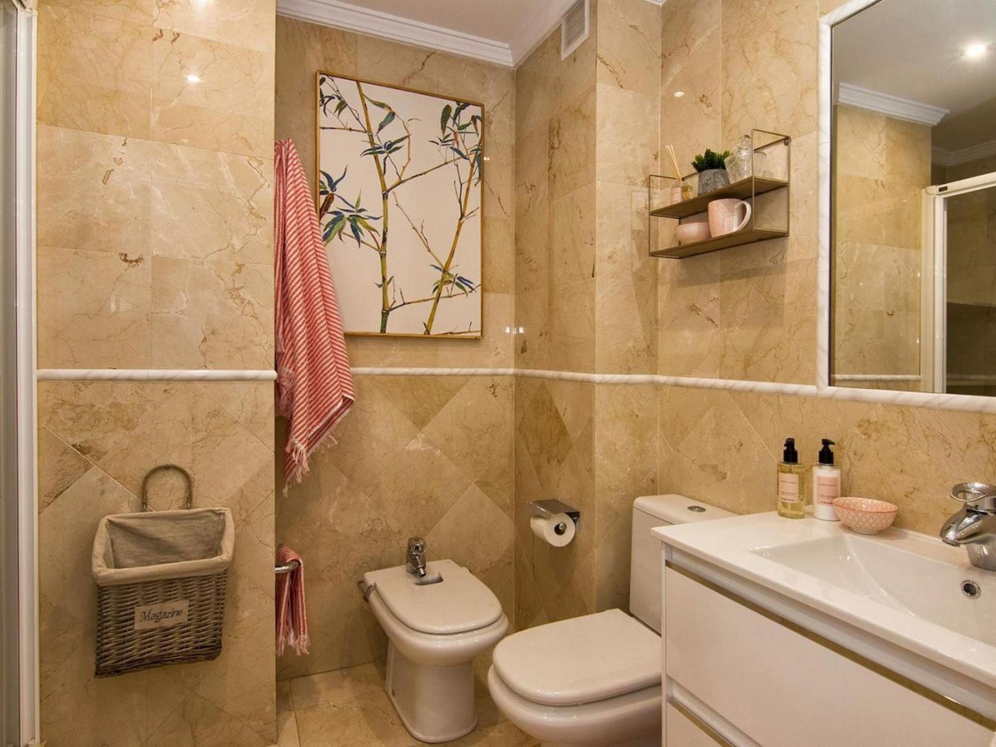 Glow And Elegant Apartment In Granada Center Free Parking Экстерьер фото